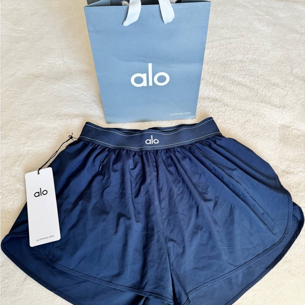 Alo Match Point Short